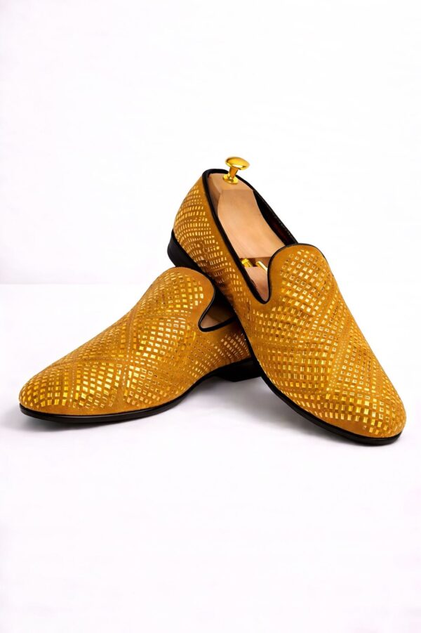 Classense Gold Textured Loafers