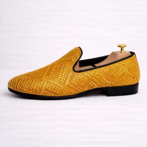 Classense Gold Textured Loafers - Image 4